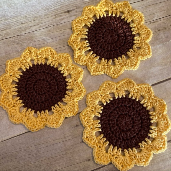 Set of Three Brown Centered Sunflowers Doilies/Coasters 6 Inches With Petals - Picture 7 of 7